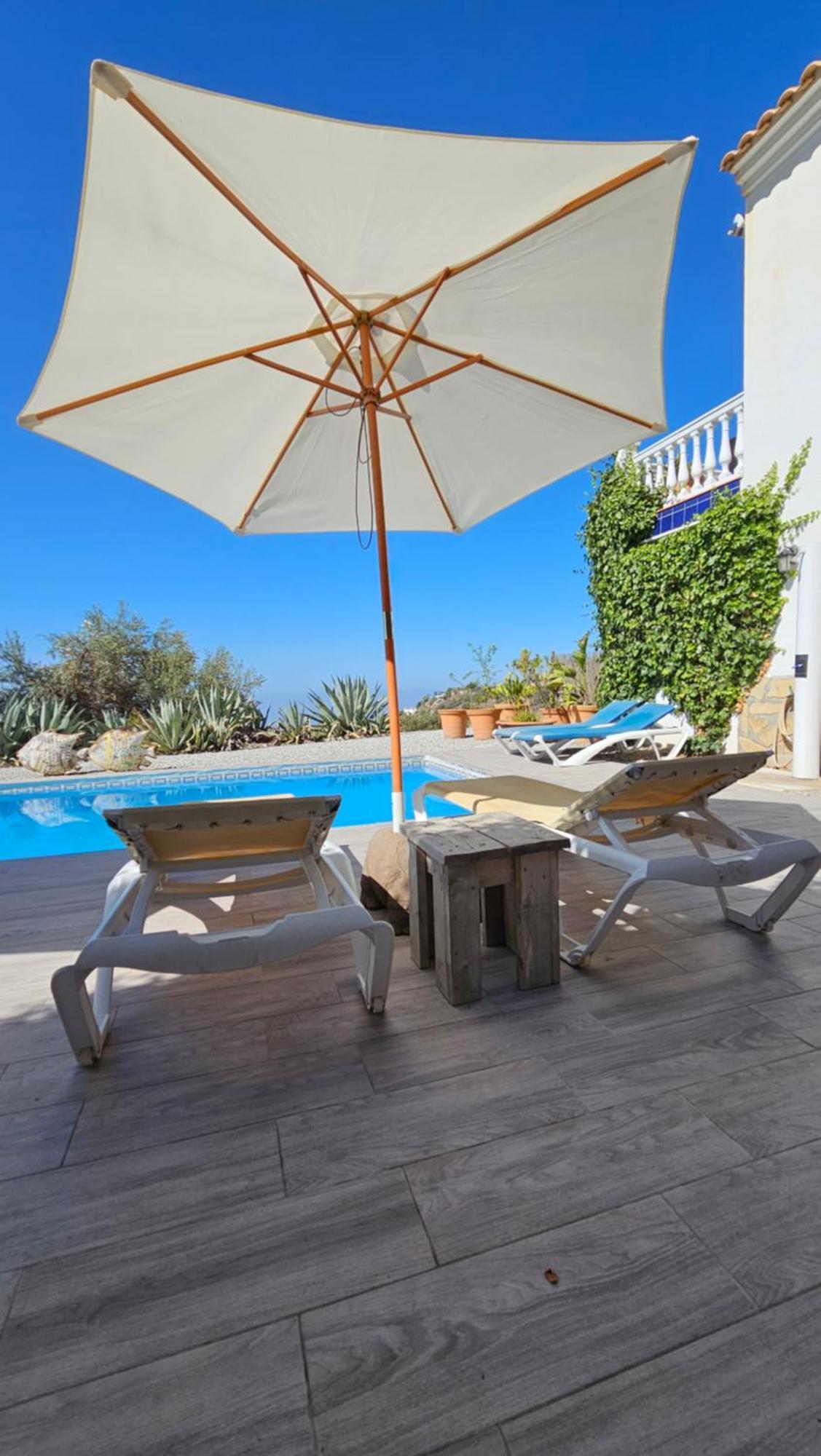 Campo Agave Luxury Tents Sayalonga Εξωτερικό φωτογραφία