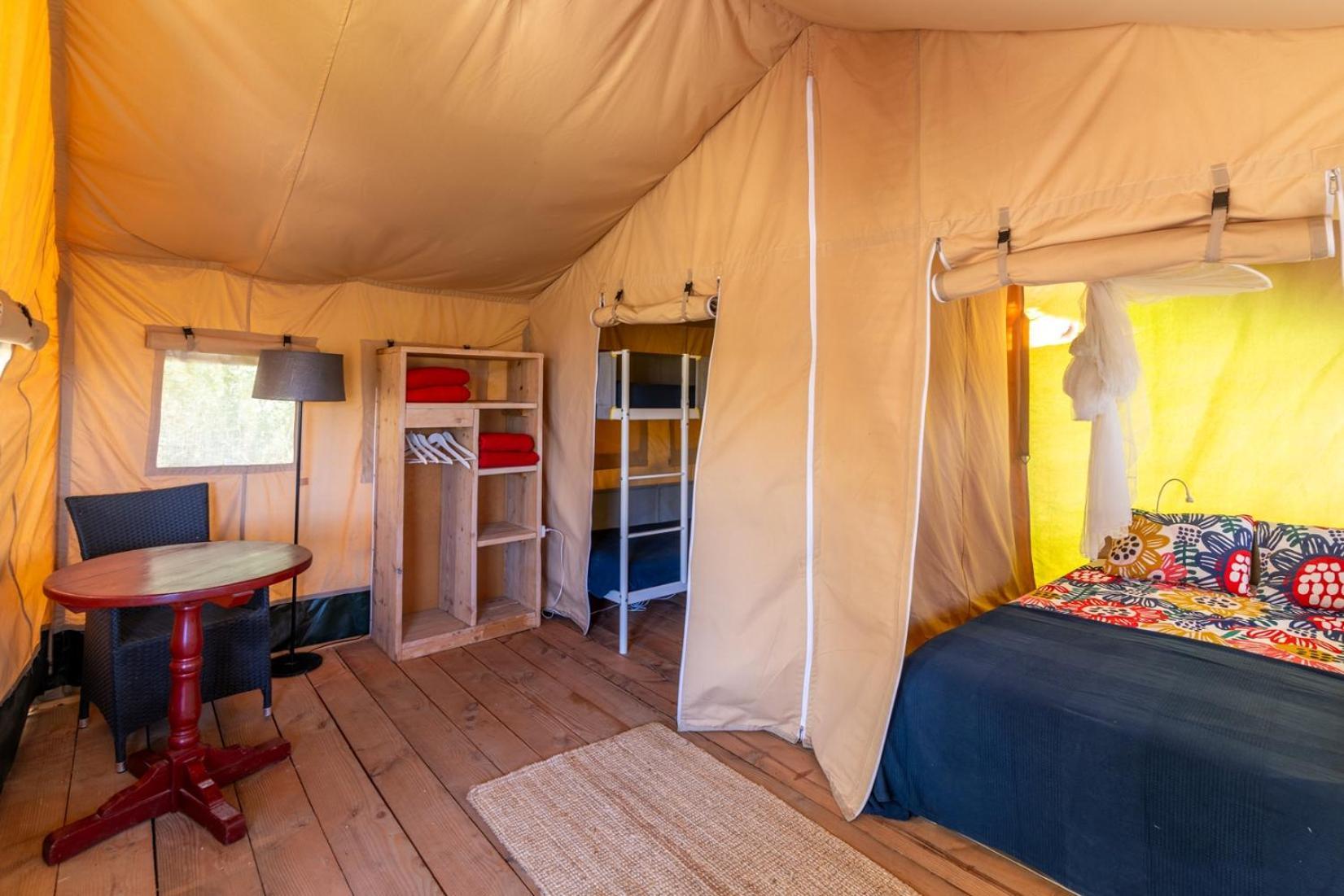 Campo Agave Luxury Tents Sayalonga Δωμάτιο φωτογραφία