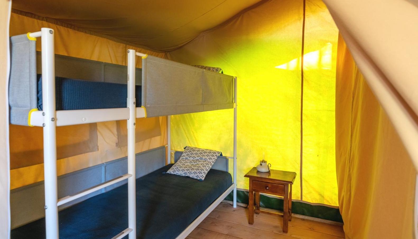 Campo Agave Luxury Tents Sayalonga Δωμάτιο φωτογραφία