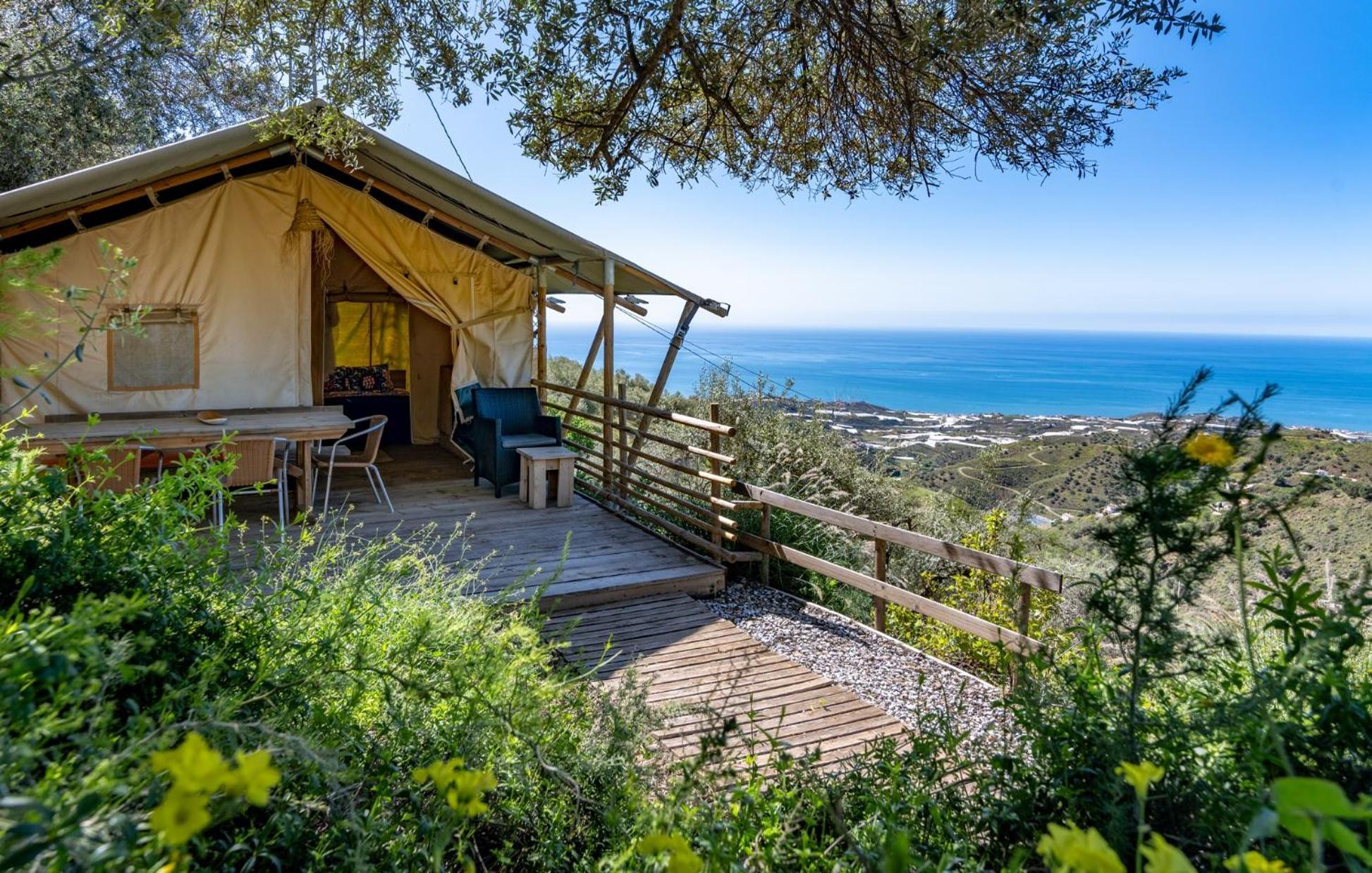 Campo Agave Luxury Tents Sayalonga Εξωτερικό φωτογραφία